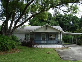509 Crescent Dr, Lakeland, FL 33805-1816