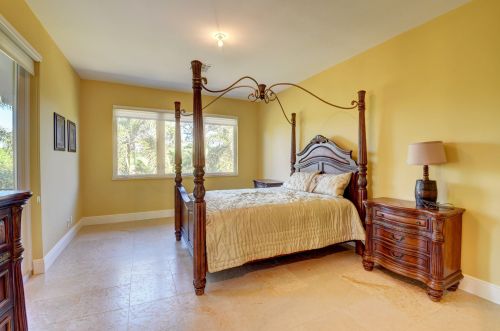 4255 Gleneagles Dr, Boynton Beach FL  33436-4914 exterior