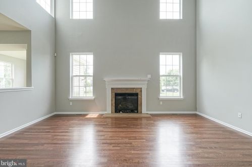 7 Westbury Dr, Berlin Boro NJ  08009-9681 exterior