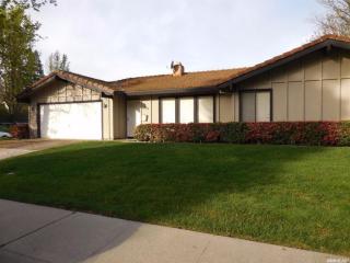 784 Clipper Way, Sacramento CA  95831-1242 exterior