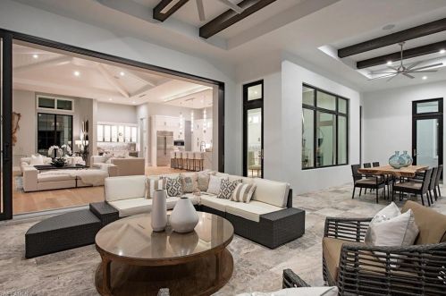 145 Cheshire Way, Naples, FL 34110-4408