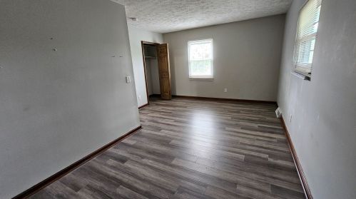 3446 Meadowlark Dr, Covington KY  41018-2608 exterior