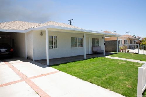 22622 Marbella Ave, Long Beach, CA 90745-3921