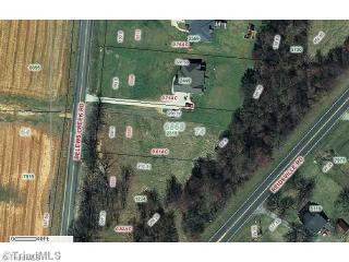 5205 Belews Creek Rd, Walkertown, NC 27051-9635