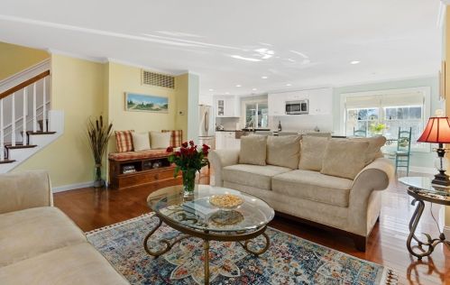 66 Yardarm Dr, Mashpee MA 02649-3658 exterior