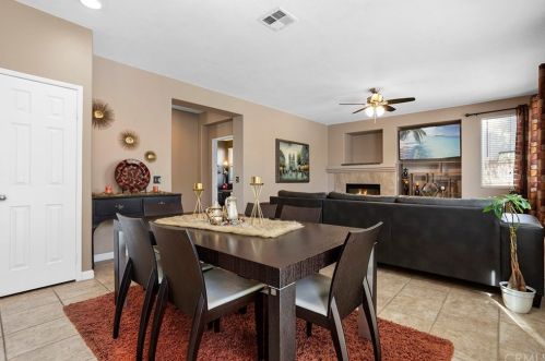 35815 Elizabeth Ln, Wildomar CA 92595-7853 exterior