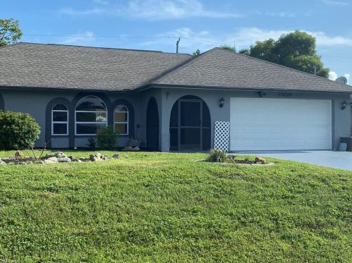 1009 34th St, Cape Coral, FL 33914-5251