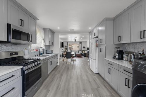 744 Carroll Ave, Glendora CA  91741-3525 exterior