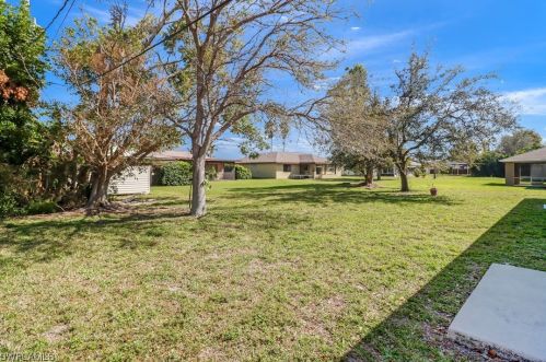 113 20th Ave, Cape Coral, FL 33909-2801