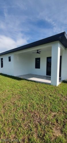 2923 21 St, Lehigh Acres FL exterior