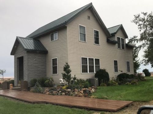 1120 Yellow Ave, Stockton, IA 52769-9758