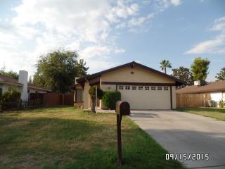 6104 Herb Way, Bakersfield, CA 93309-5538
