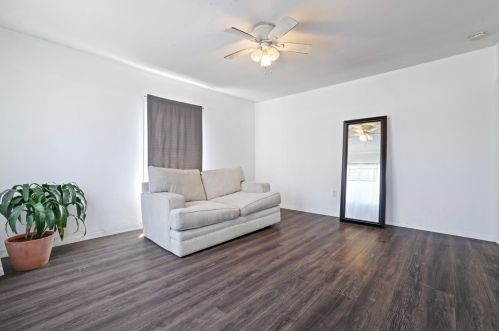 210 Cherry St, Lodi CA  95240-4804 exterior