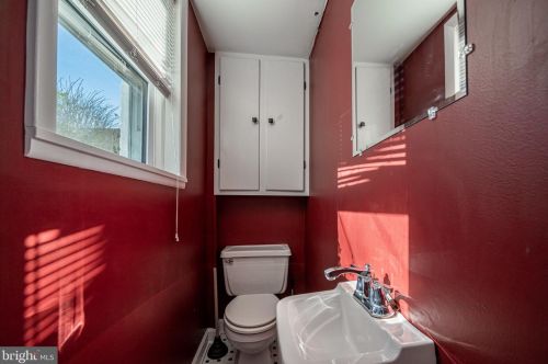 310 Pinehurst Rd, Wilmington DE  19803-3115 exterior