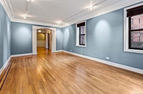 300 Main St, White Plains, NY 10601-3656