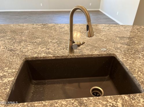 15922 Electra Ln, Sun City AZ 85387-2028 exterior