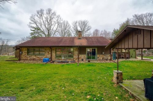 23334 Great Cove Rd, Mc Connellsburg PA  17233-8331 exterior
