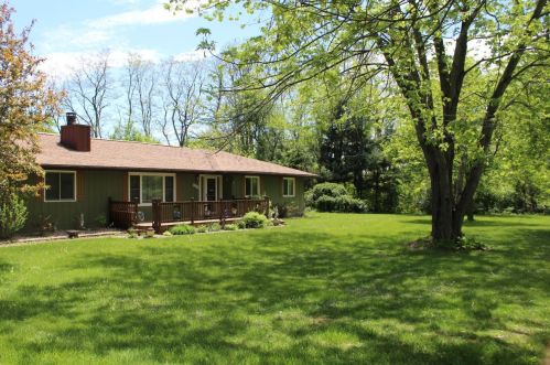 933 Alcin Dr, Otis, IN 46391-9596