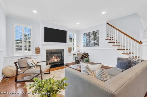 41 Linden Ave, West Long Branch NJ  07764-1625 exterior