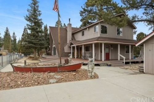 2111 7th Ln, Big Bear City, CA 92314-9306