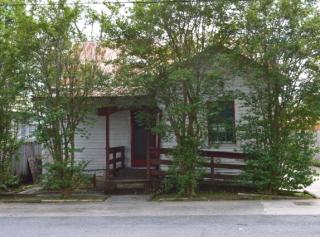 214 12th St, Thibodaux, LA 70301-4621