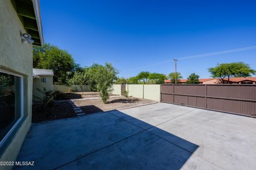 341 Tucson Blvd, Tucson AZ 85713-2065 exterior