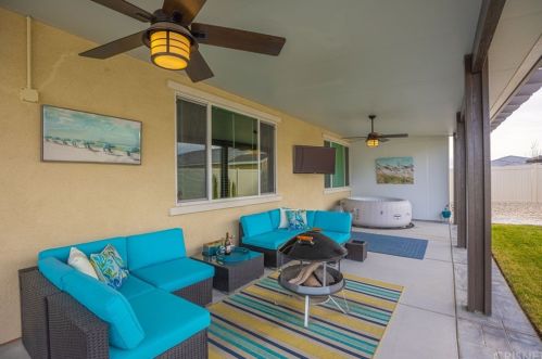 4215 Jenner St, Lancaster, CA 93536