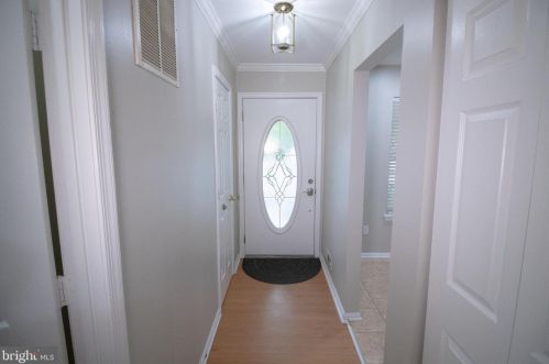 14968 Vireo Ct, Woodbridge, VA 22193-5700