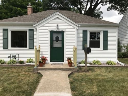 7408 43 Ave, Kenosha WI  53142-4201 exterior