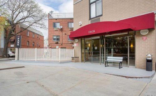 116-24 Grosvenor Ln, Jamaica, NY 11418-3478