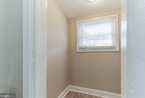 5868 Marshall St, Philadelphia PA  19120-1315 exterior