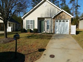 153 Cameron Way Cir, Winston Salem NC  27103-5943 exterior