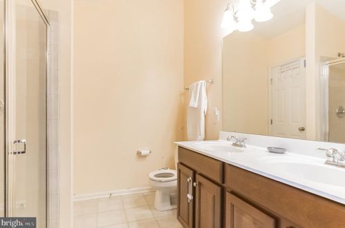 202 Tall Trees Cir, Downingtown PA  19335-5372 exterior