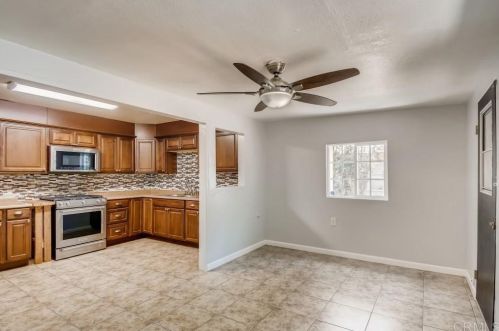1860 Ensenada St, Lemon Grove CA  91945-3736 exterior