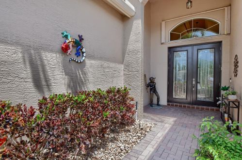 9770 Dovetree Isle Dr, Boynton Beach, FL 33473-4911