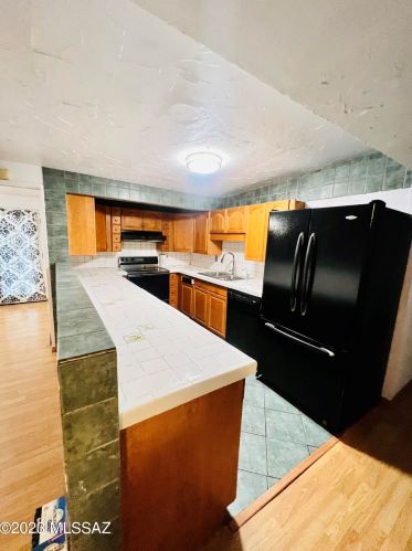 7957 Nicaragua Dr, Tucson, AZ 85730-3502