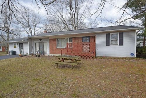 619 Elm St, Felicity, OH 45120-9747