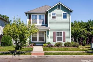 245 Red Bud Ln, Winters, CA 95694-2143
