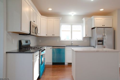 119 8 Ave, Manville NJ  08835-1249 exterior