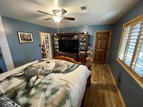 8423 Northshore Dr, Bakersfield CA  93312-4988 exterior