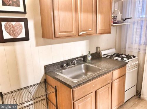 322 42 St, Philadelphia PA 19104-4062 exterior