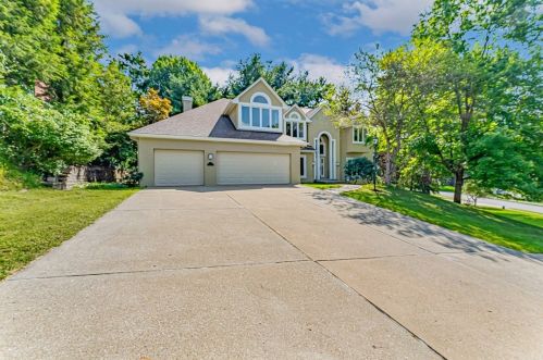 10489 Olde Villa Dr, Gibsonia, PA 15044-7464