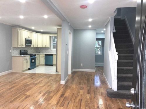 170-04 89th Ave, Jamaica, NY 11432-2410