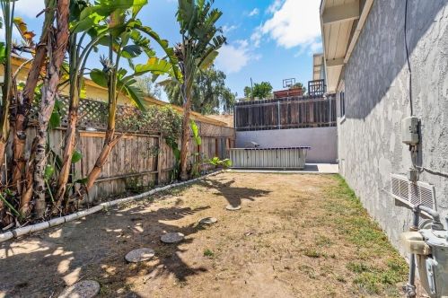 1105 Bittern St, San Diego CA 92114-2513 exterior