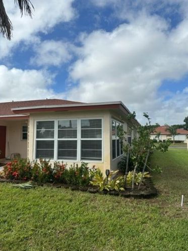 4585 3rd St, Delray Beach, FL 33445-1706