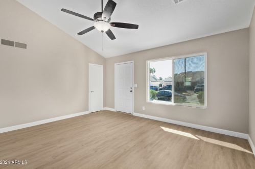 4532 Topeka Dr, Glendale AZ  85308-4460 exterior