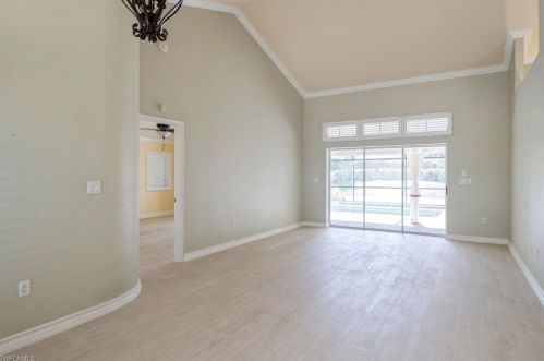 6605 Southfork, Naples, FL 34108-8237