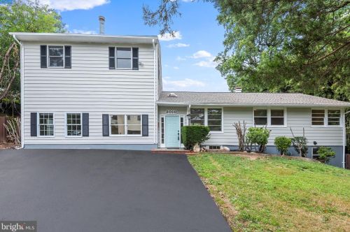 3010 Rosemary Ln, Falls Church VA  22042-1840 exterior