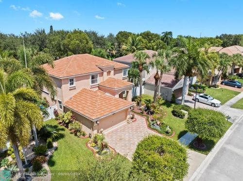15875 49th Ct, Hollywood, FL 33027-4939