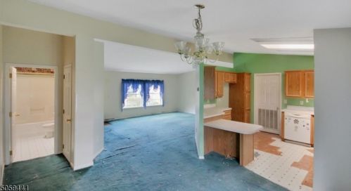 10 Twilight Trl, Belvidere NJ  07823-2906 exterior